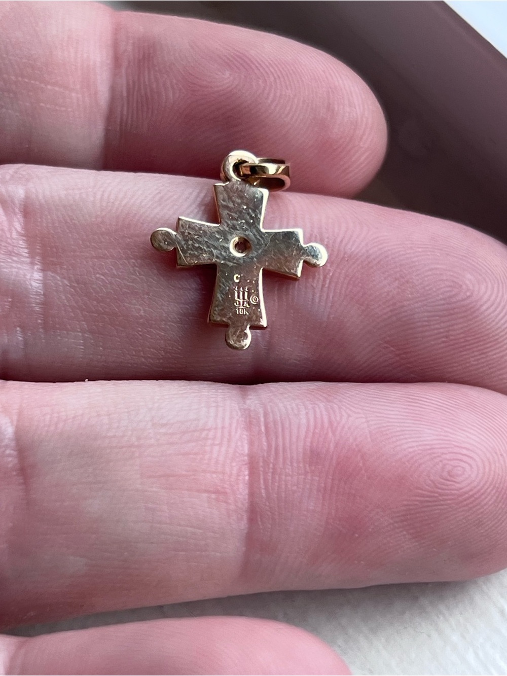 James Avery 18k gold & diamond retired cross pendant - Picture 4 of 8